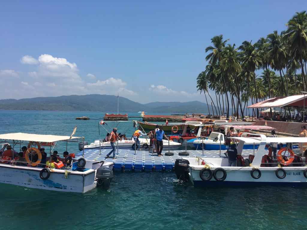 Ross & North Bay Island Boat Ticket
